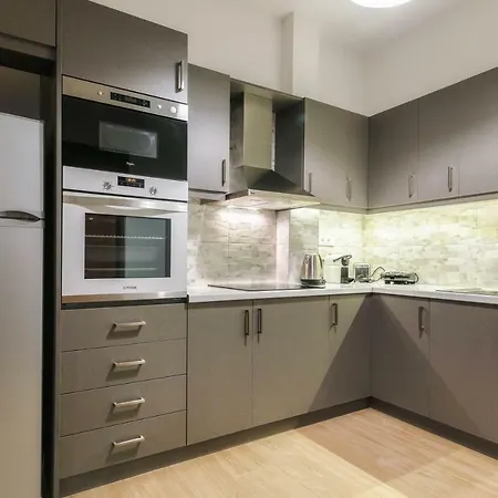 Daire Oresteia Downtown *